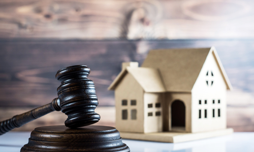 House,Auction,gavel,And,Property
